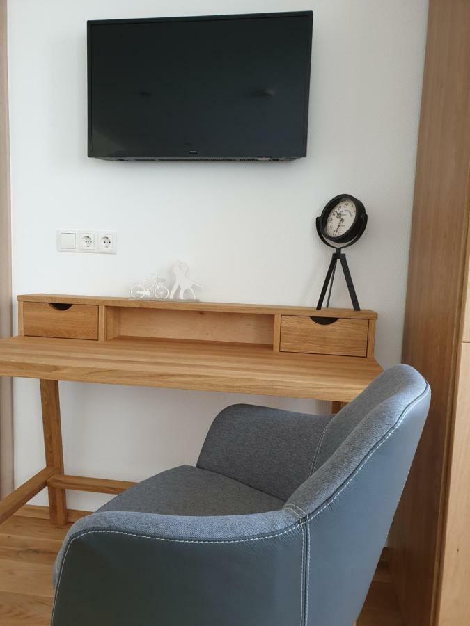 Beim Hooch. Egon Apartment Brucktal ภายนอก รูปภาพ