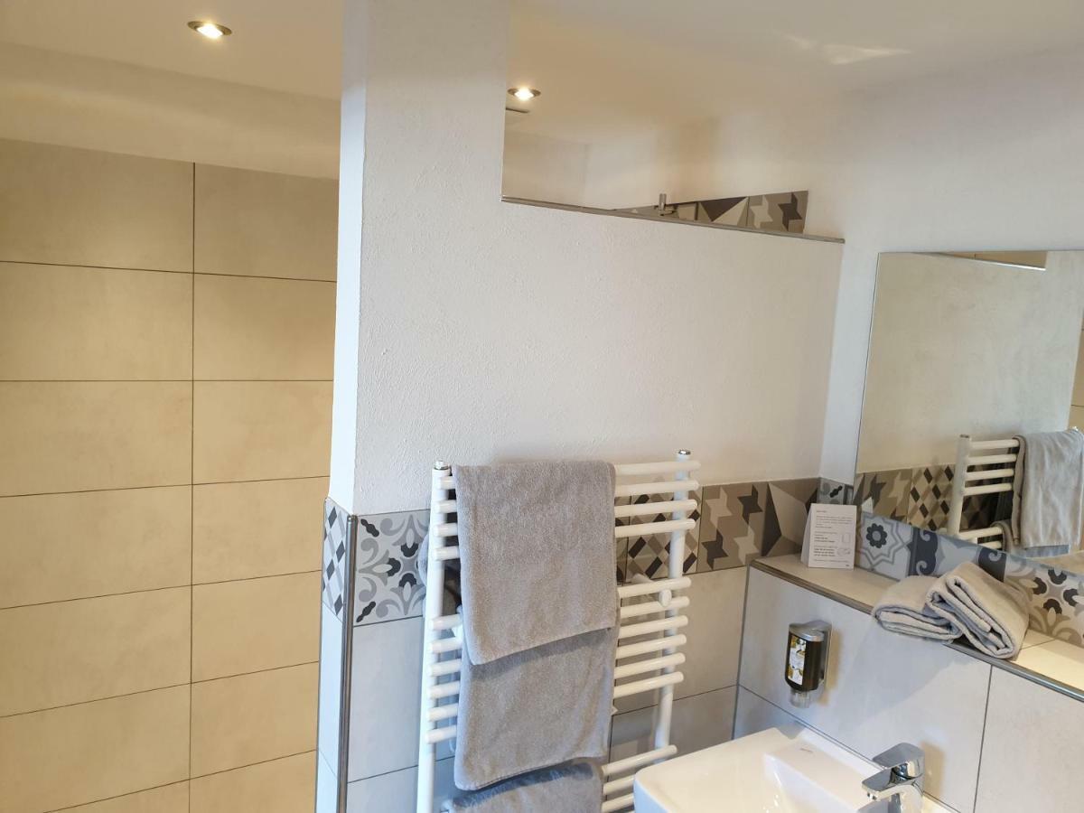 Beim Hooch. Egon Apartment Brucktal ภายนอก รูปภาพ