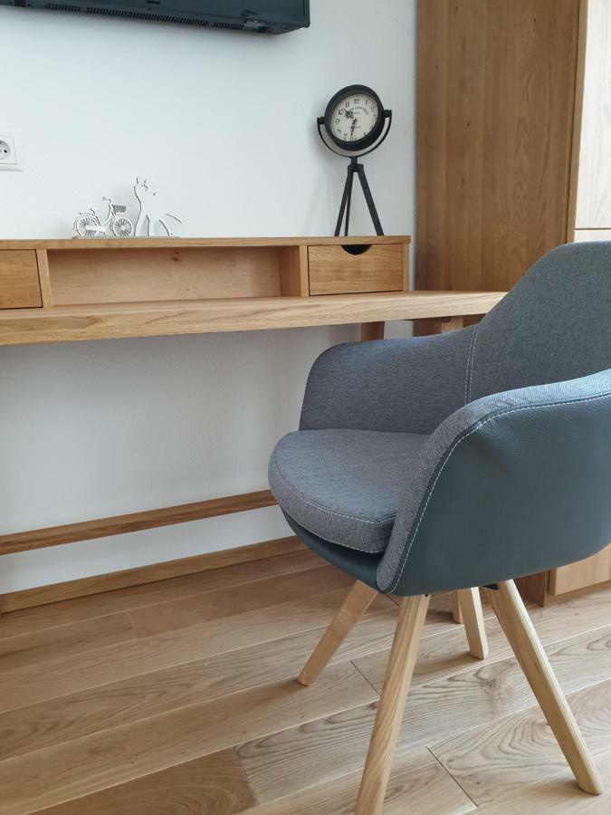 Beim Hooch. Egon Apartment Brucktal ภายนอก รูปภาพ